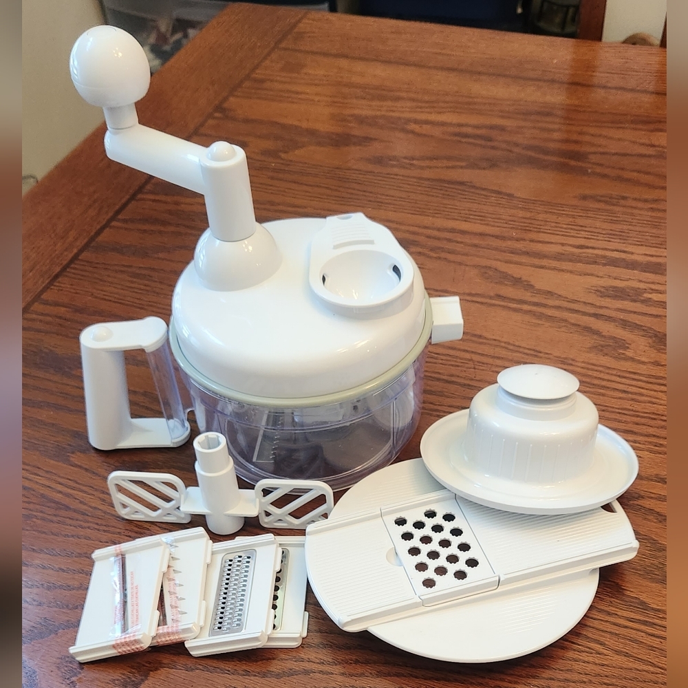 The Express Gourmet Deluxe Super Chopper